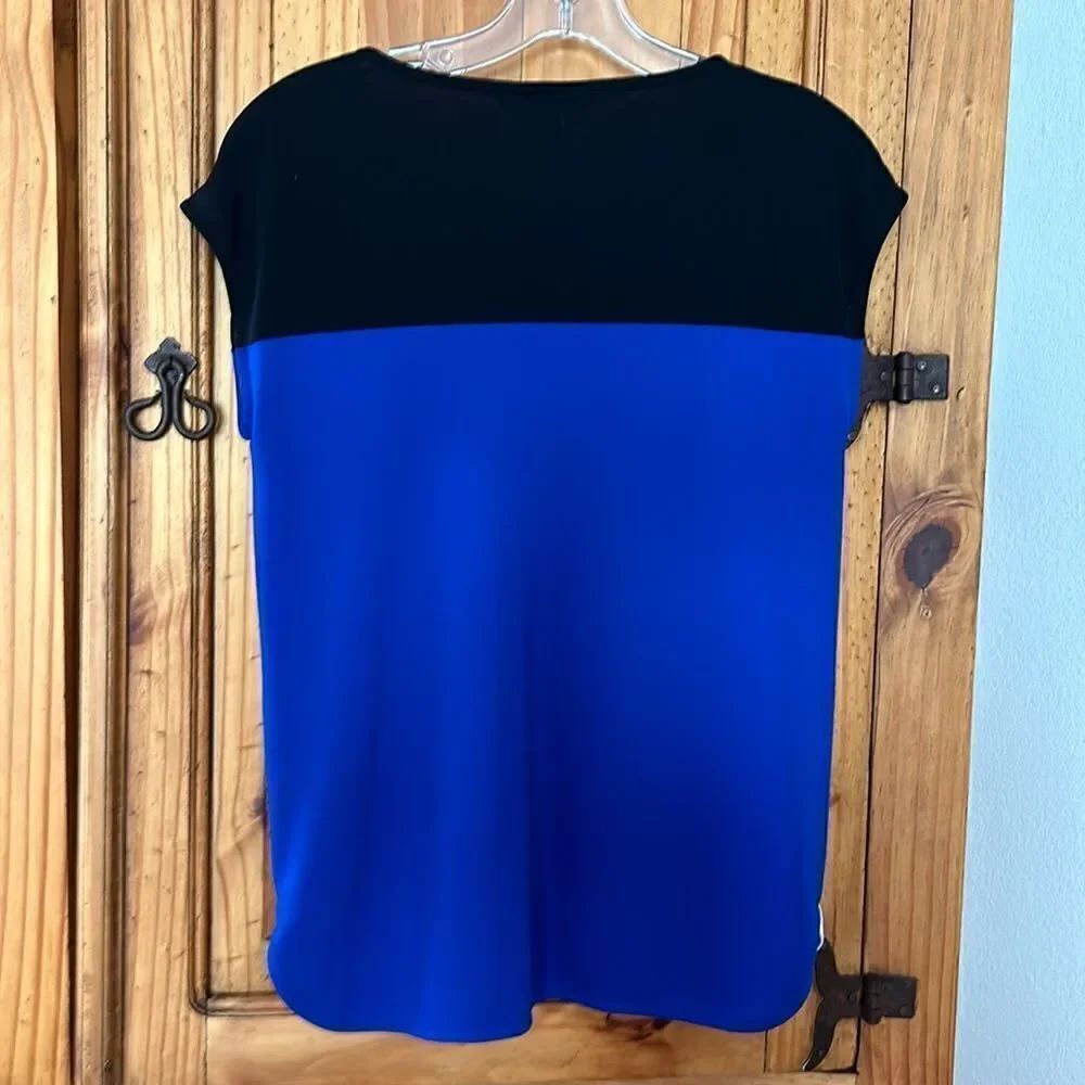 ***** 5 for $25 Liz Claiborne Color Block Top - Picture 4 of 5